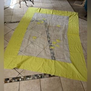 Linen & Sheer Tablecloth 87x64 Green Border Floral Appliqué Vintage Style